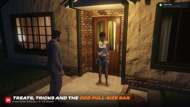 Trick or Treat Night FiveM script screenshot 3 — a homeowner handing out candy